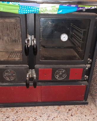 stufa cucina a legna con forno usata