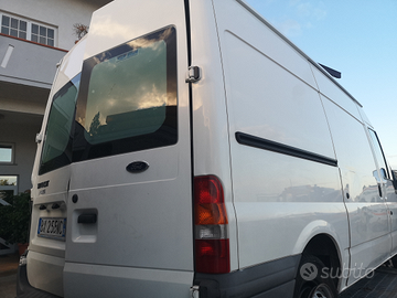 Ford transit 2400 ricambi