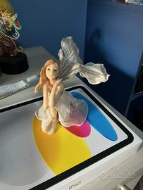 Statuetta fatina con ali scintillanti