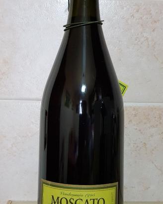 VINO MOSCATO VALENTINO PALADIN " VENDEMMIA 1995 "