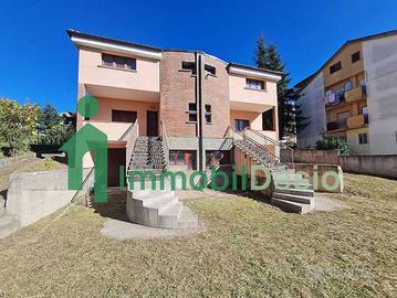 Villa di 156 m² con più di 5 locali e box auto dop