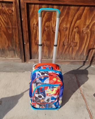 trolley scolastico