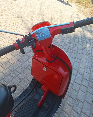 Vespa Special