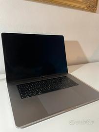 MacBook Pro 15 pollici 2018