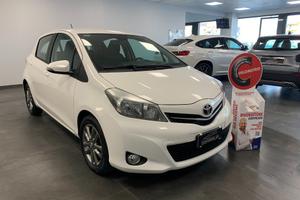 TOYOTA Yaris 1.0 Benzina Lounge 5 Porte