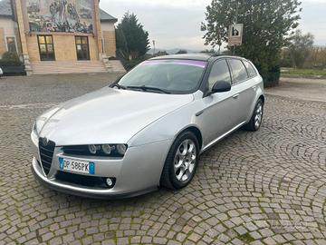 Alfa Romeo 159 1.9 JTDm Sportwagon Distinctive