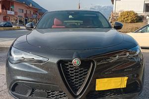 Alfa Romeo Stelvio Veloce 2.200cc  210 CV TD