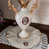 Vaso in ceramica classico con piatto