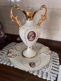 Vaso in ceramica classico con piatto