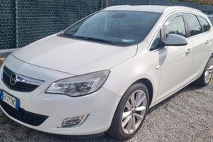 Opel Astra 1.7 CDTI 125CV Sports