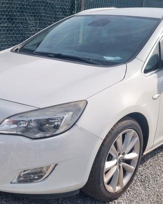 Opel Astra 1.7 CDTI 125CV Sports