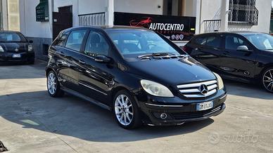 MERCEDES-BENZ B 200 CDI Sport