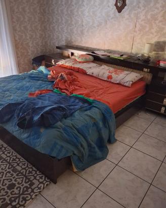 camera da letto completa .