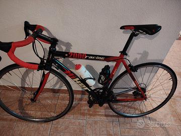 bici da corsa hiker racing 2000
