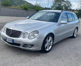 MERCEDES Classe E320 (W/S211) - 2006