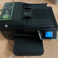 Stampante multifunzione HP Officejet 6700 Premium.
