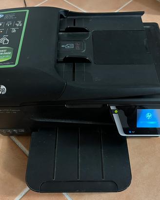 Stampante multifunzione HP Officejet 6700 Premium.