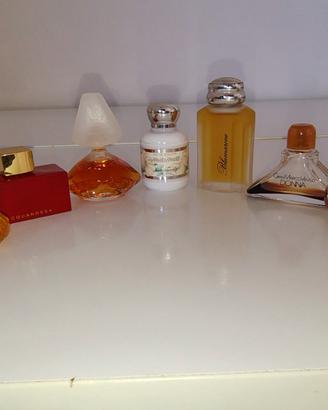 bottigliette di profumo antiche in miniatura 