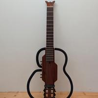 Aria Sinsonido: chitarra classica silenziosa