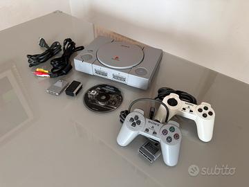 PlayStation 1  – 2 Controller – Moto Racer 2