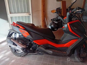 scooter  Kymco  in  perfetto stato