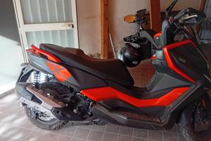 scooter  Kymco  in  perfetto stato