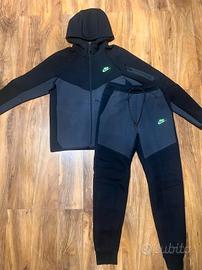Tuta nike tech fleece nera e grigio scuro 