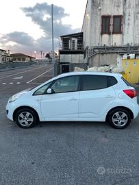 Kia venga 1.4 benzina gpl