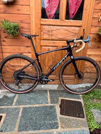 GIANT REVOLT ADVANCED 1 GRAVEL