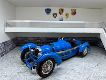 Bugatti 1/18 burago