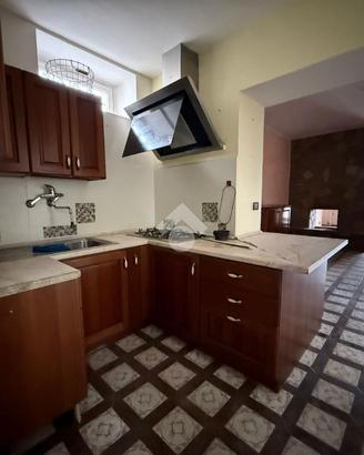4 LOCALI A LANZO TORINESE