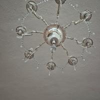 lampadario in porcellana di capodimonte 