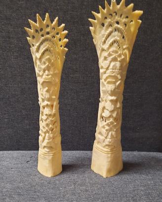 sculture in osso intagliate a mano vintage