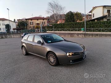 Alfa Romeo 159 1.9 JTDm Sportwagon