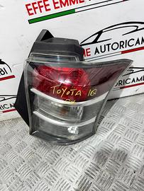 STOP DESTRO DX  TOYOTA IQ