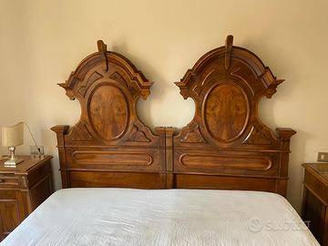 testiera del letto antica in legno