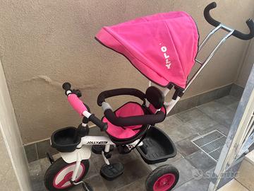 Triciclo in ferro bianco e rosa