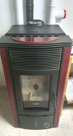 Caldaia a pellet ventilazione meccanica mod. Laura