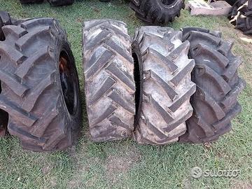 Pneumatici 10 0/75 15.3 bkt