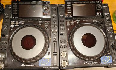 coppia di CDJ2000 nexus Pioneer cdj-2000 nxs