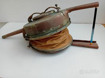 Vecchio soffietto a mantice per zolfo