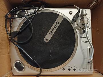 giradischi Numark TT1650