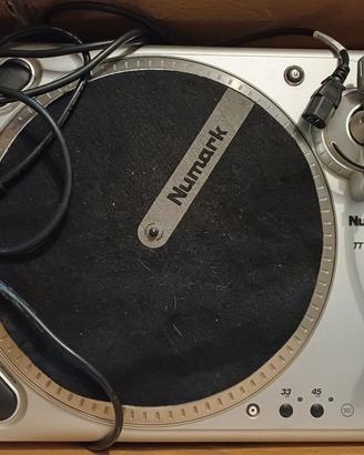 giradischi Numark TT1650
