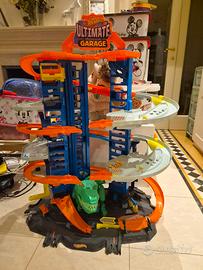 Mega Garage Hot Wheels Ultimate Garage 