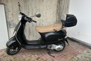 Piaggio Vespa 125 L - 2010