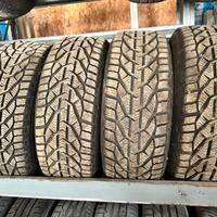 Pneumatici invernali seminuovi 205/50 r17