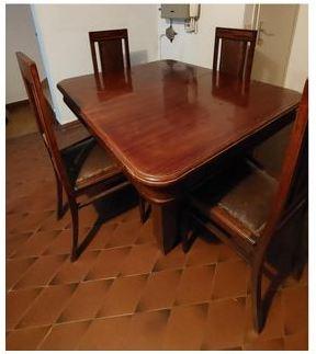 TAVOLO SEDIE E TAVOLINO