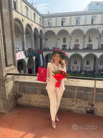 Candida in insegnante, segretaria, ripetizioni