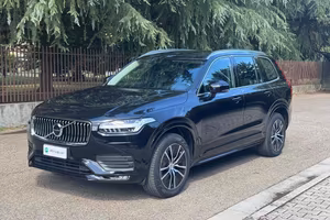 VOLVO XC90 B5 (d) AWD Geartronic 7 posti Momentum