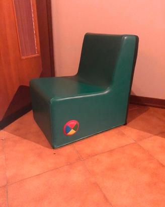 poltrona per bambini in ecopelle